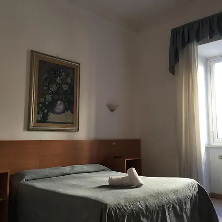 Otel Bolognese 2*